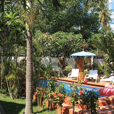 New Balengku Dua Hotel - Adults Only Νησιά Γκίλι Εξωτερικό φωτογραφία